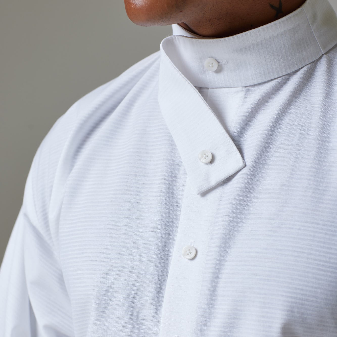 ZERØ London - Detail view, mens luxury white dress shirt, zero waste fashion, designed & made in London